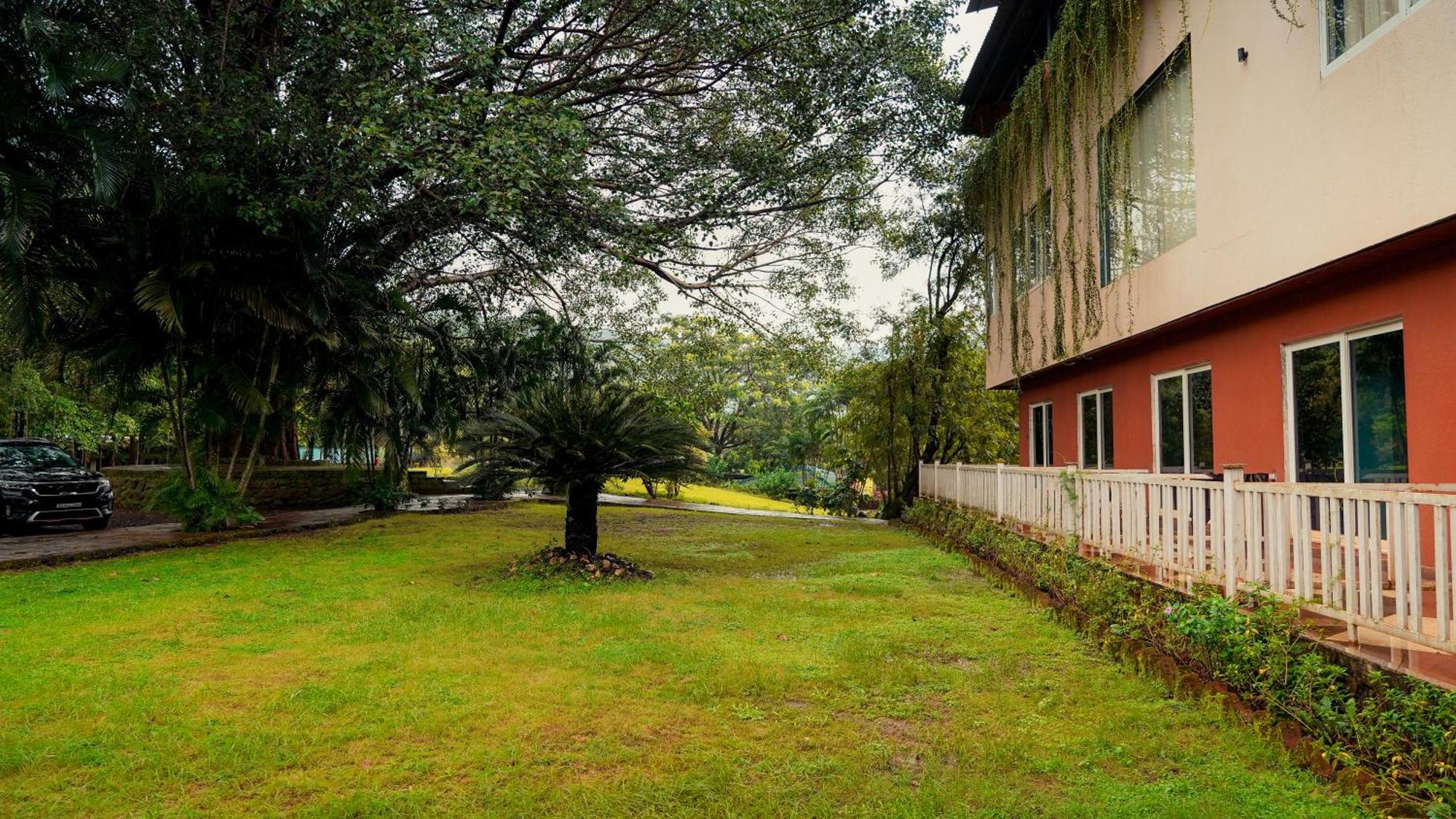 Whispering Peepul Resort Badlapur Exterior foto
